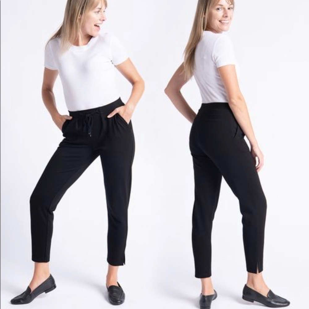 Betabrand black skinny leg soho joggers style w1528